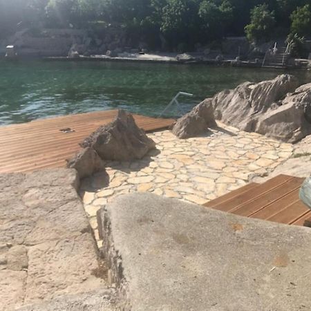 Apartments Neno - 20 M From Beach Ribarica Luaran gambar