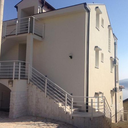 Apartments Neno - 20 M From Beach Ribarica Luaran gambar